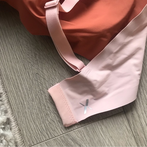 NEW Knix Bra size 4 - Picture 3 of 4